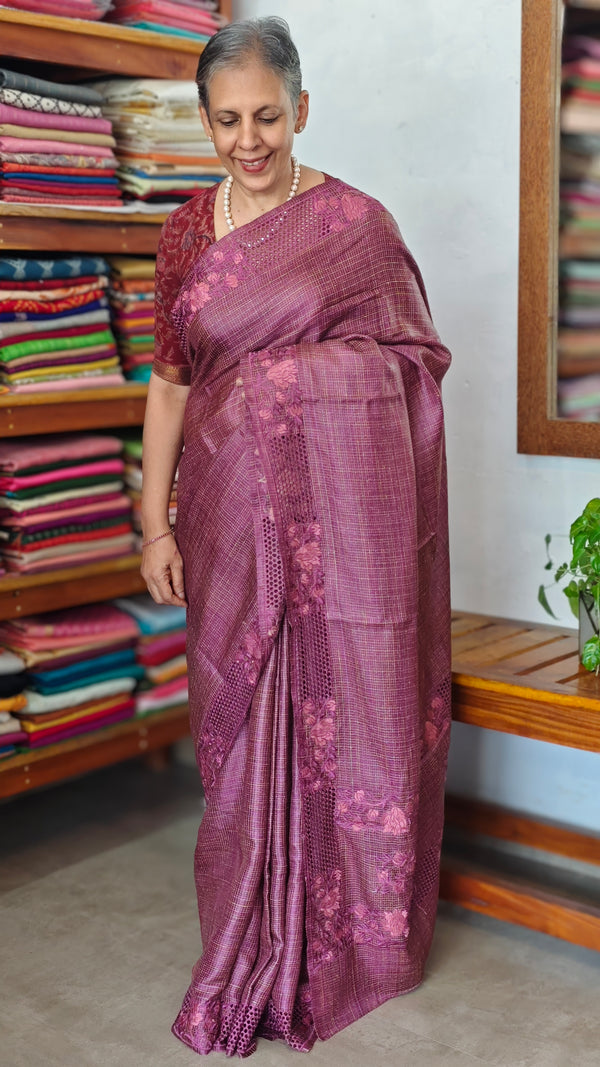Onion Pink Tussar Silk Saree with Cutwork Borders - E192