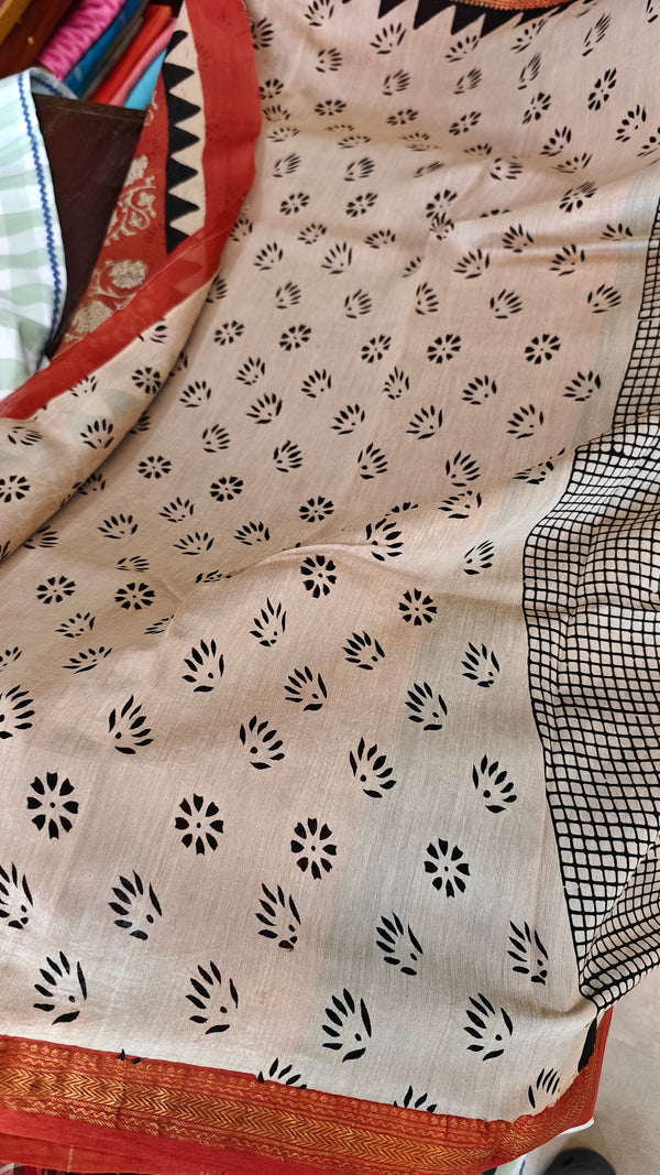 Grey and Black Block Printed Maheshwari Silk Saree - BHC91