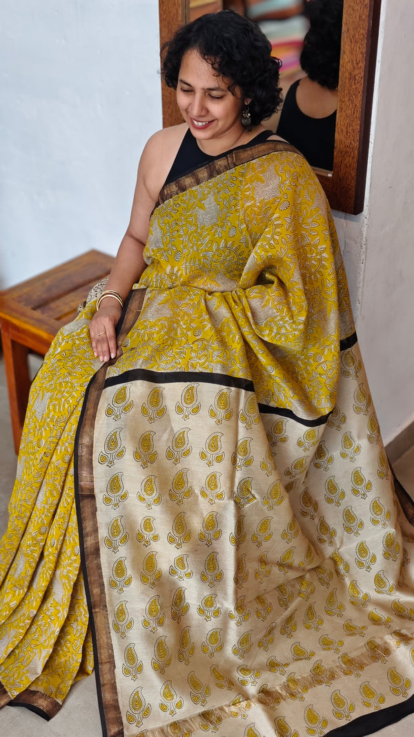 Mustard and Cream Maheshwari Silk Saree - BHC91