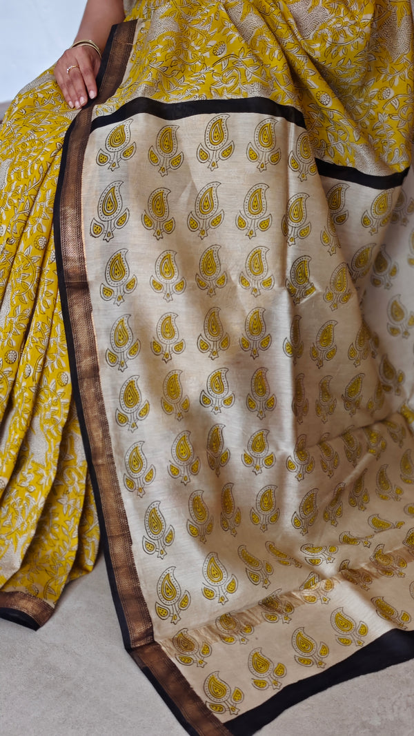 Mustard and Cream Maheshwari Silk Saree - BHC91